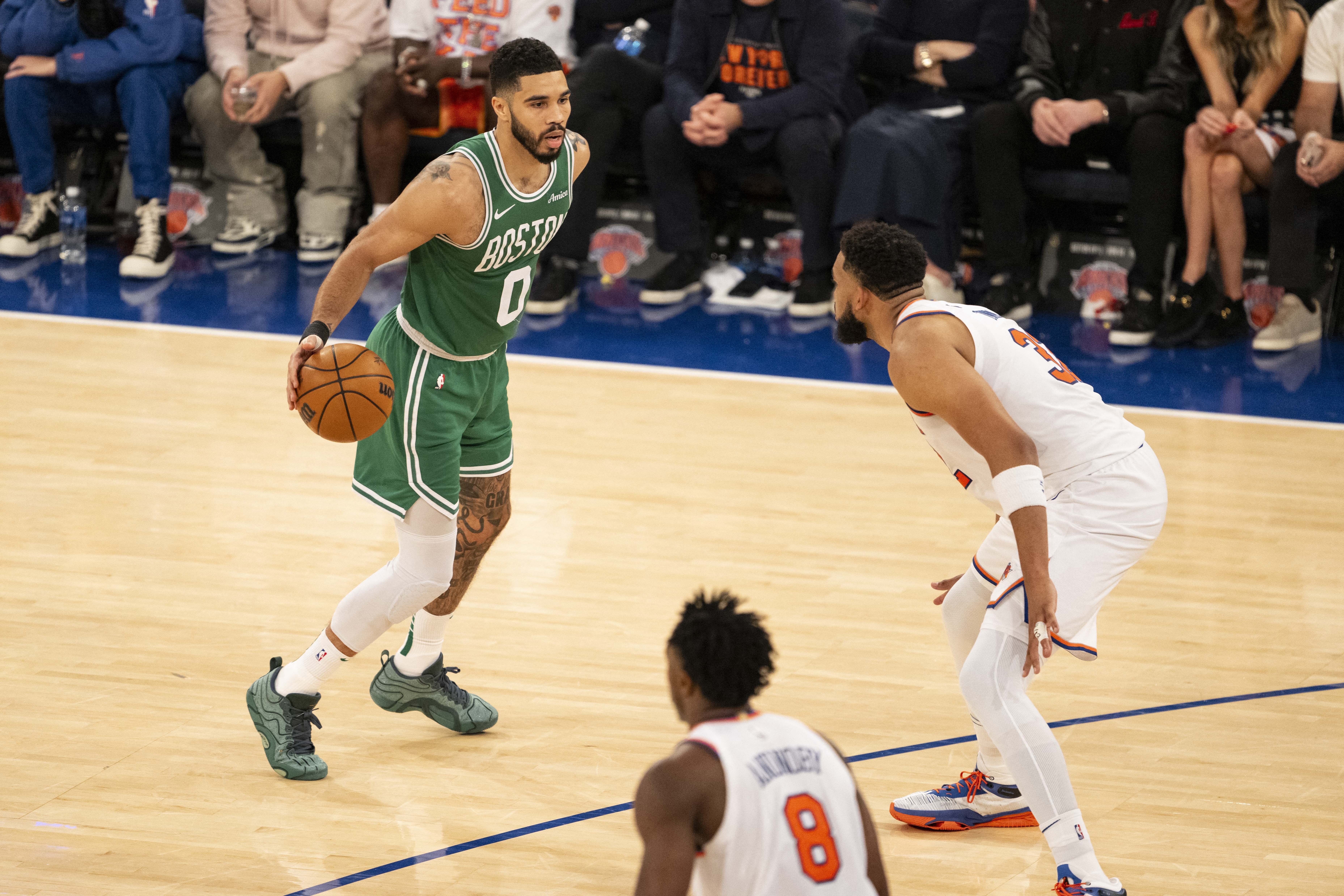 唐斯为塔图姆祈祷 NBA未来之星肩负联盟希望